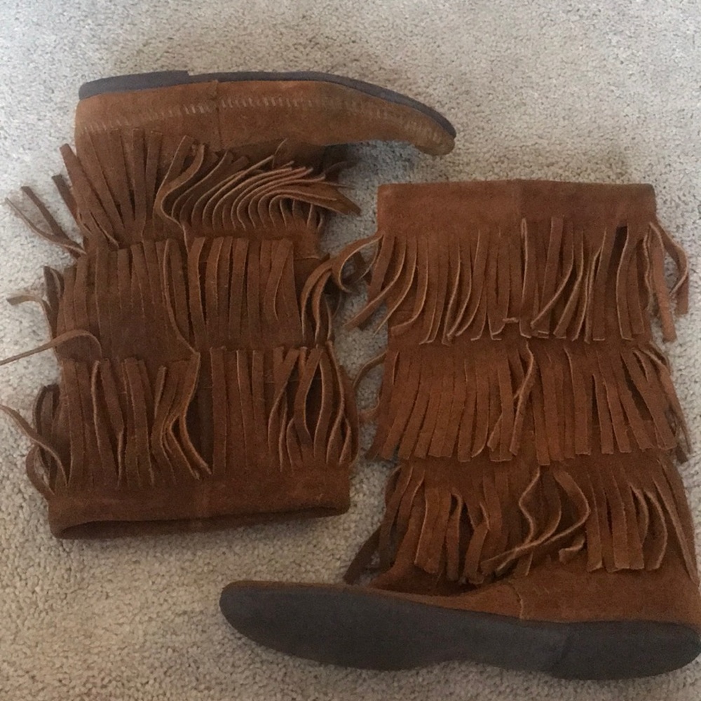 Minnetonka fringe booties